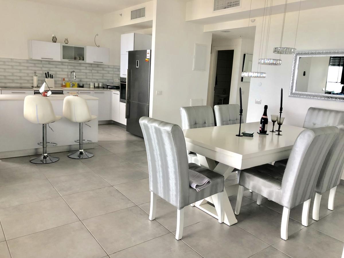 Panorama Apartment " City Garden " Бат-Ям Экстерьер фото